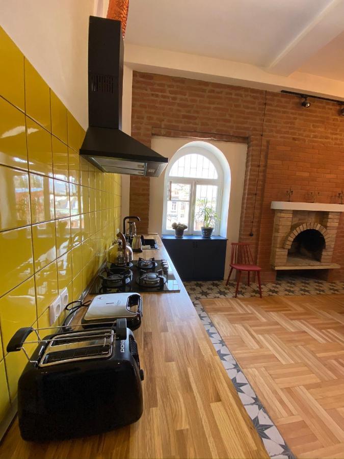 Red Door Apartment Tbilisi ภายนอก รูปภาพ