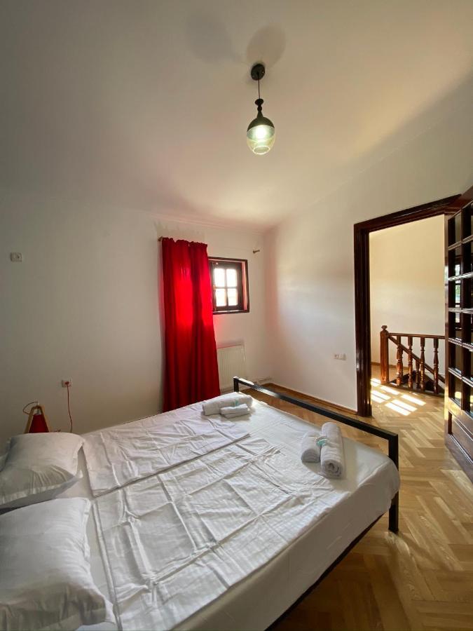 Red Door Apartment Tbilisi ภายนอก รูปภาพ