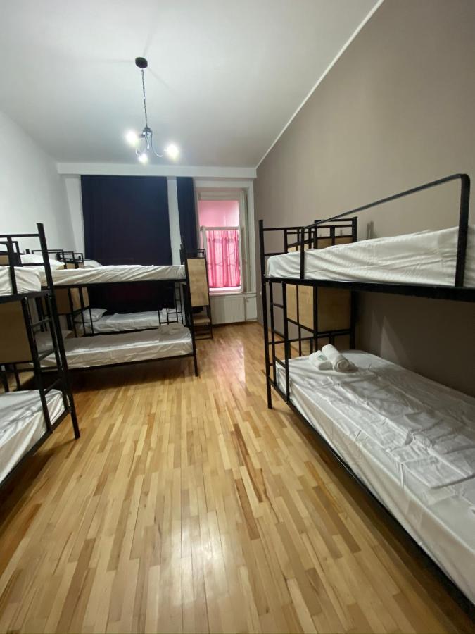 Red Door Apartment Tbilisi ภายนอก รูปภาพ