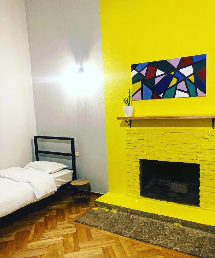 Red Door Apartment Tbilisi ภายนอก รูปภาพ