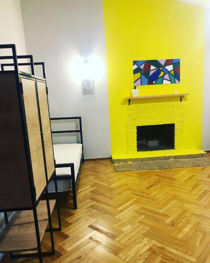 Red Door Apartment Tbilisi ภายนอก รูปภาพ